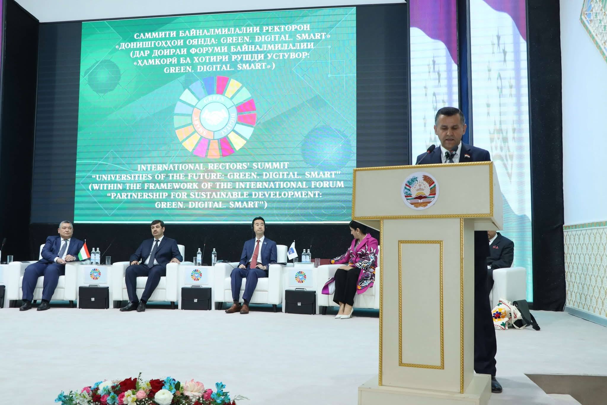 669994712_1590585639736896_6217933091468020559_n