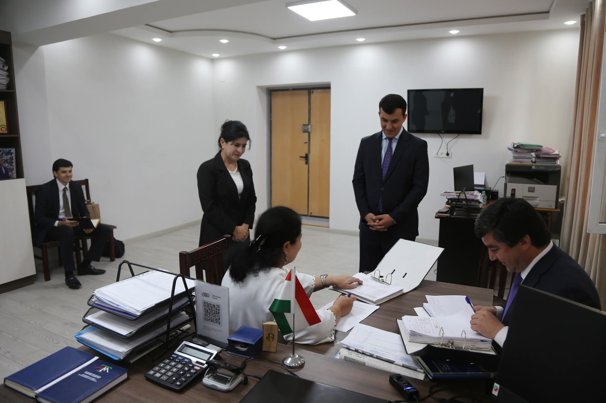 БОЗДИДИ ҲАЙАТИ КОМИССИЯИ НОҲИЯВИИ ОЗМУНИ ҲИЗБӢ АЗ КУМИТАИ ИҶРОИЯИ ИБТИДОИИ ҲИЗБИИ 