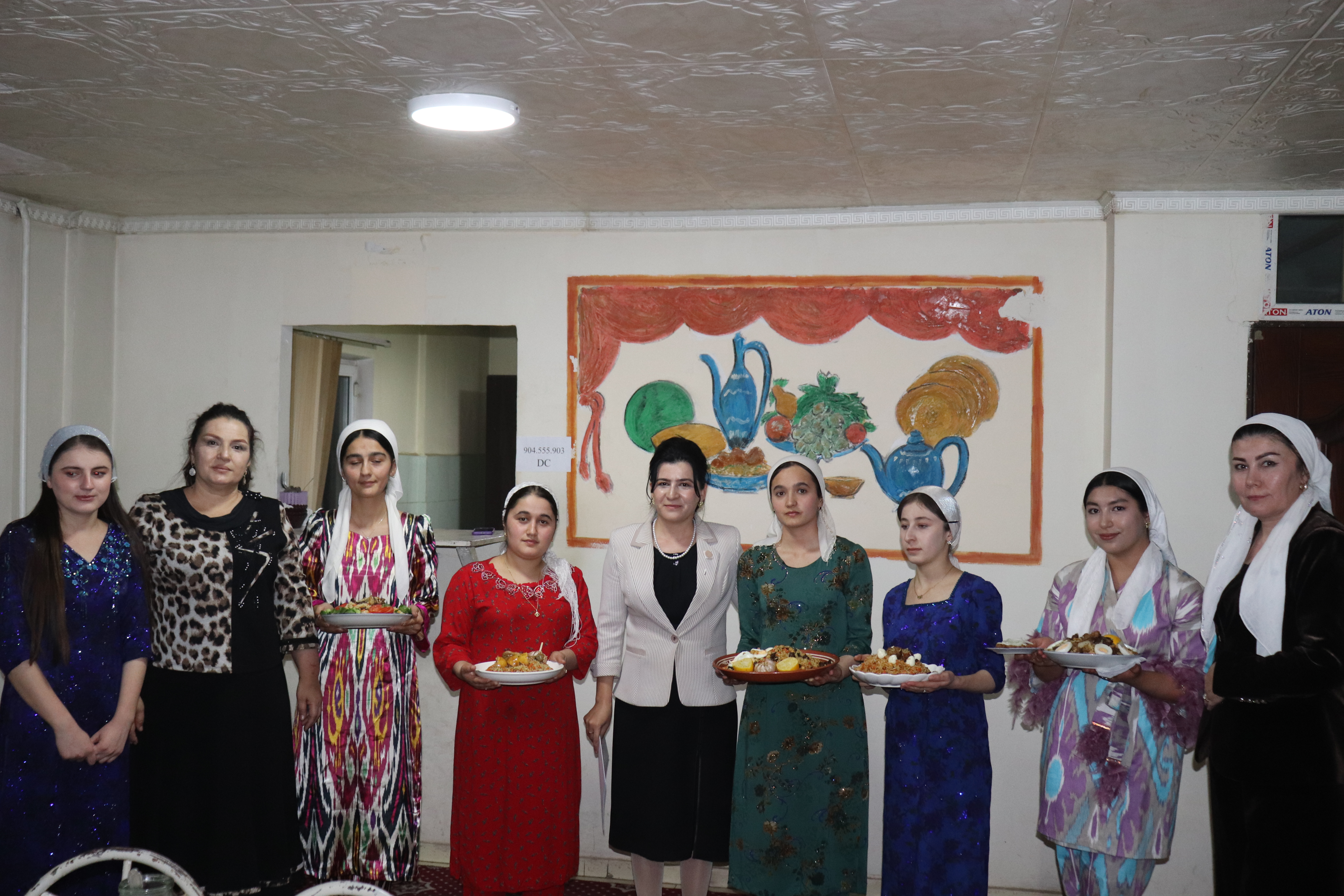 ОЗМУНИ “КАДБОНУИ БЕҲТАРИН”