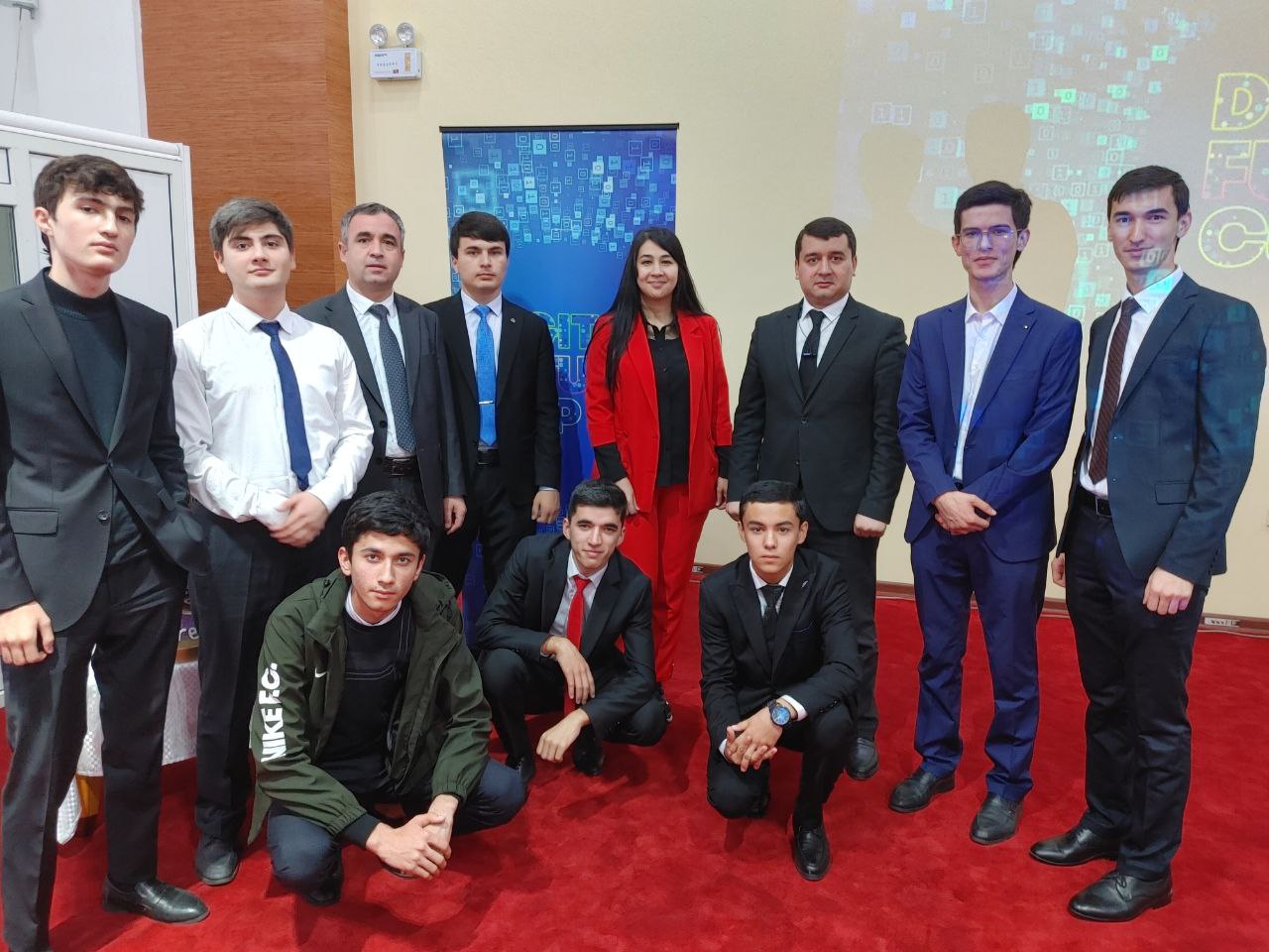 Молодёжь Таджикистана вносит весомый вклад в цифровизацию документов