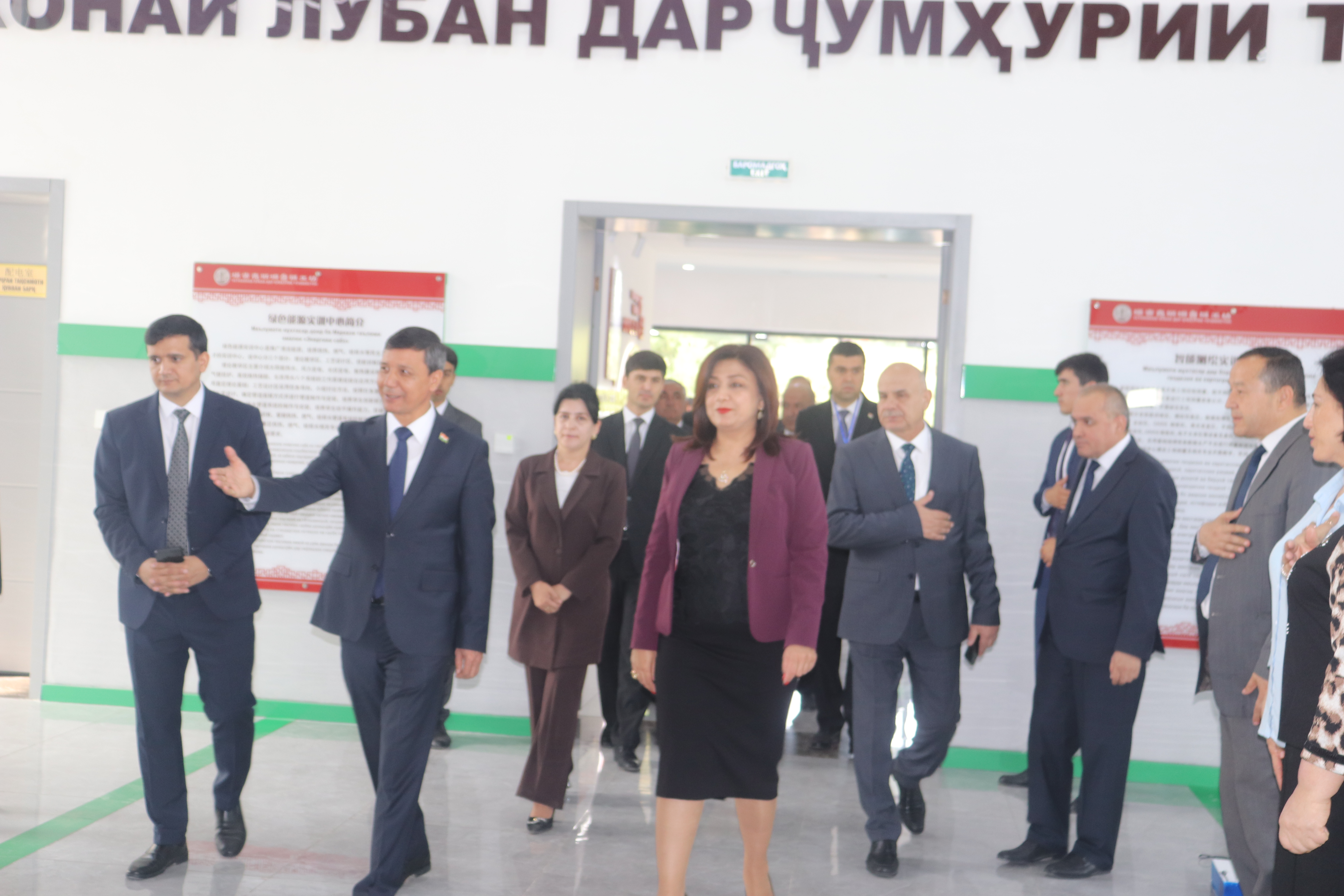 БОЗДИДИ МУОВИНИ САРВАЗИРИ ҶУМҲУРИИ ТОҶИКИСТОН, ДИЛРАБО МАНСУРӢ АЗ ОМОДАГИҲО ВА ҶАРАЁНИ ДАВРИ НИҲОИИ ОЗМУНИ ҶУМҲУРИЯВИИ “ИЛМ – ФУРӮҒИ МАЪРИФАТ” ДАР ДОНИШГОҲИ ТЕХНИКИИ ТОҶИКИСТОН